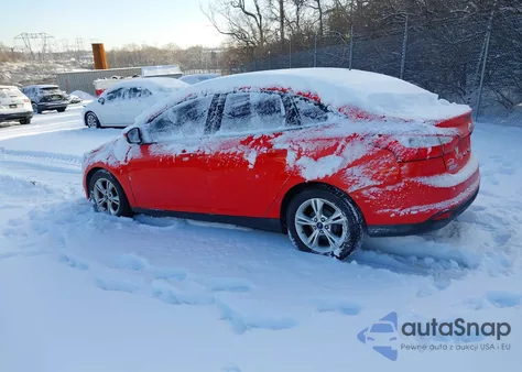 2014 Ford Focus Se z USA, uszkodzony, nr VIN 1FADP3F23EL238590